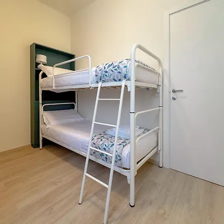 Family Con 3 By Host Hero