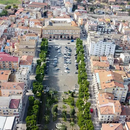 Family Con 3 By Host Hero